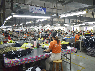 定制沖鋒衣需要多長時(shí)間?揭秘高效生產(chǎn)的核心要素